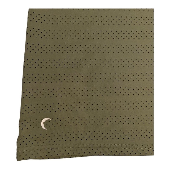 ZYIA ACTIVE CHILL Perforated Olive Green Performance Tank Top - Picture 6 of 7